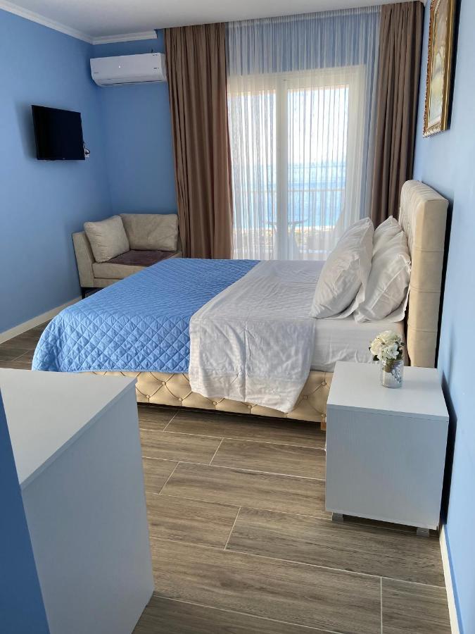 Persephone Hotel Химар Екстериор снимка